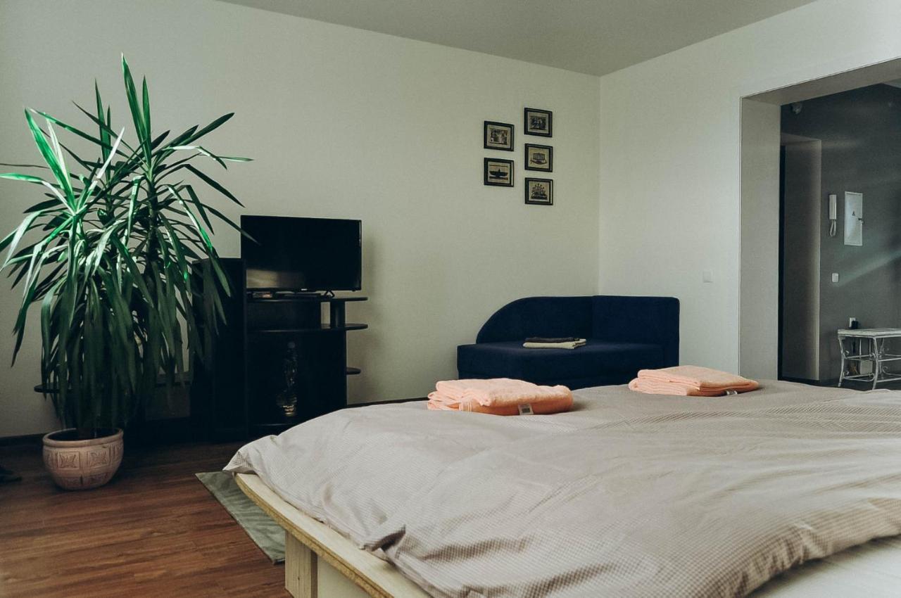 Apartment ปินสก์ ภายนอก รูปภาพ
